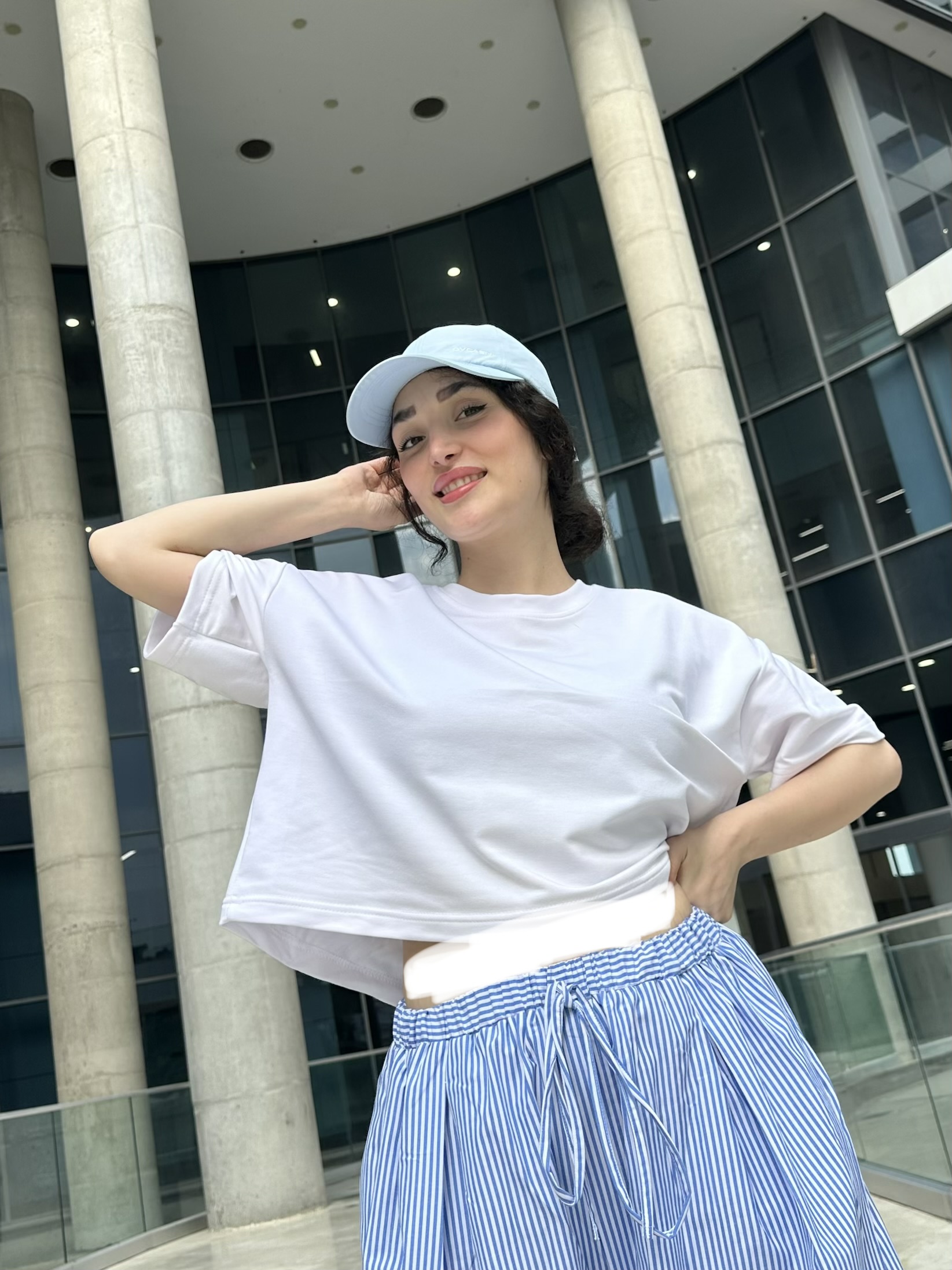 تیشرت کراپ سفید ساده